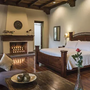 casa-santa-rosa-hotel-boutique.guatemalaantiguahotels.com/